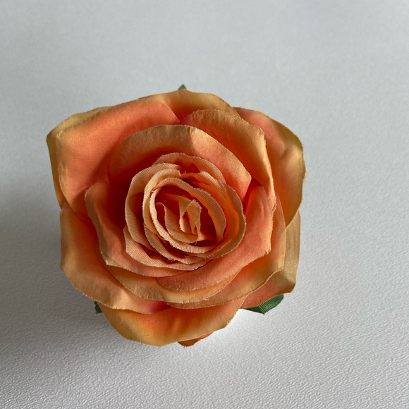 Realistic Large Silk Roses Flowers Various Colors  - 48 piece set - Picture 16 of 16